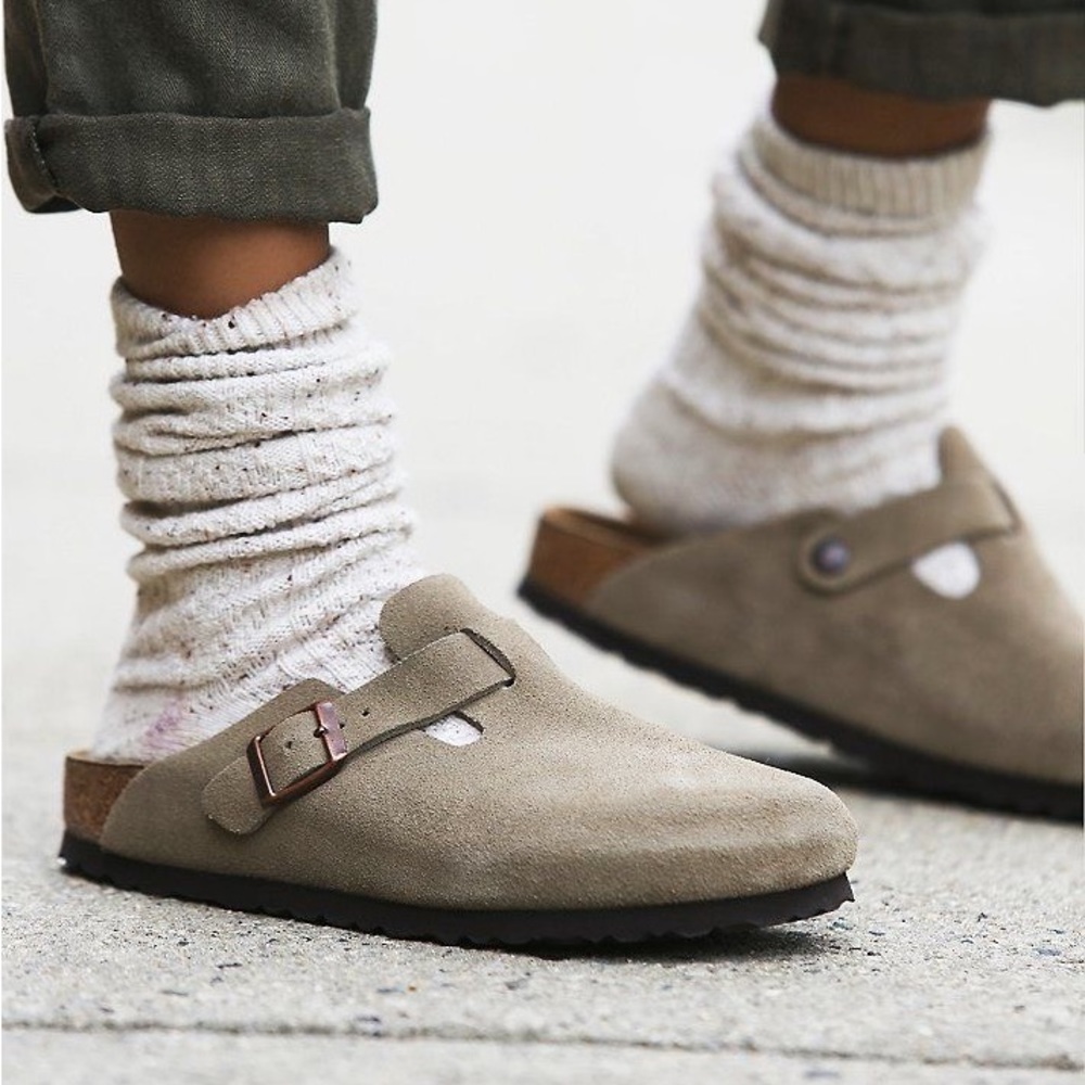 NWT Birkenstock Boston Soft Footbed Suede Clog - Taupe
